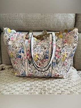 Aldo Casnovia Floral Lazor Cutout Purse